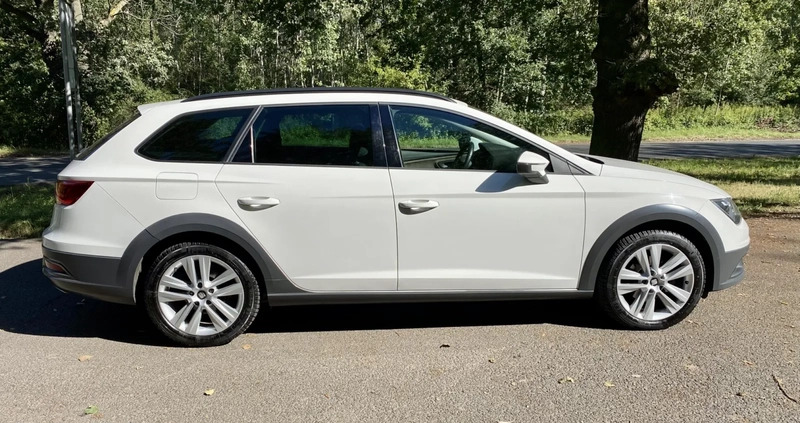 Seat Leon cena 60300 przebieg: 158020, rok produkcji 2015 z Wrocław małe 211